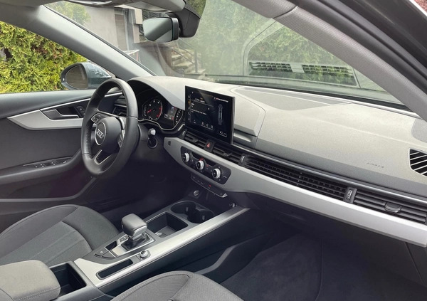 Audi A4 cena 109900 przebieg: 31800, rok produkcji 2020 z Mirsk małe 67